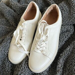 New without box Frye white leather sneakers!